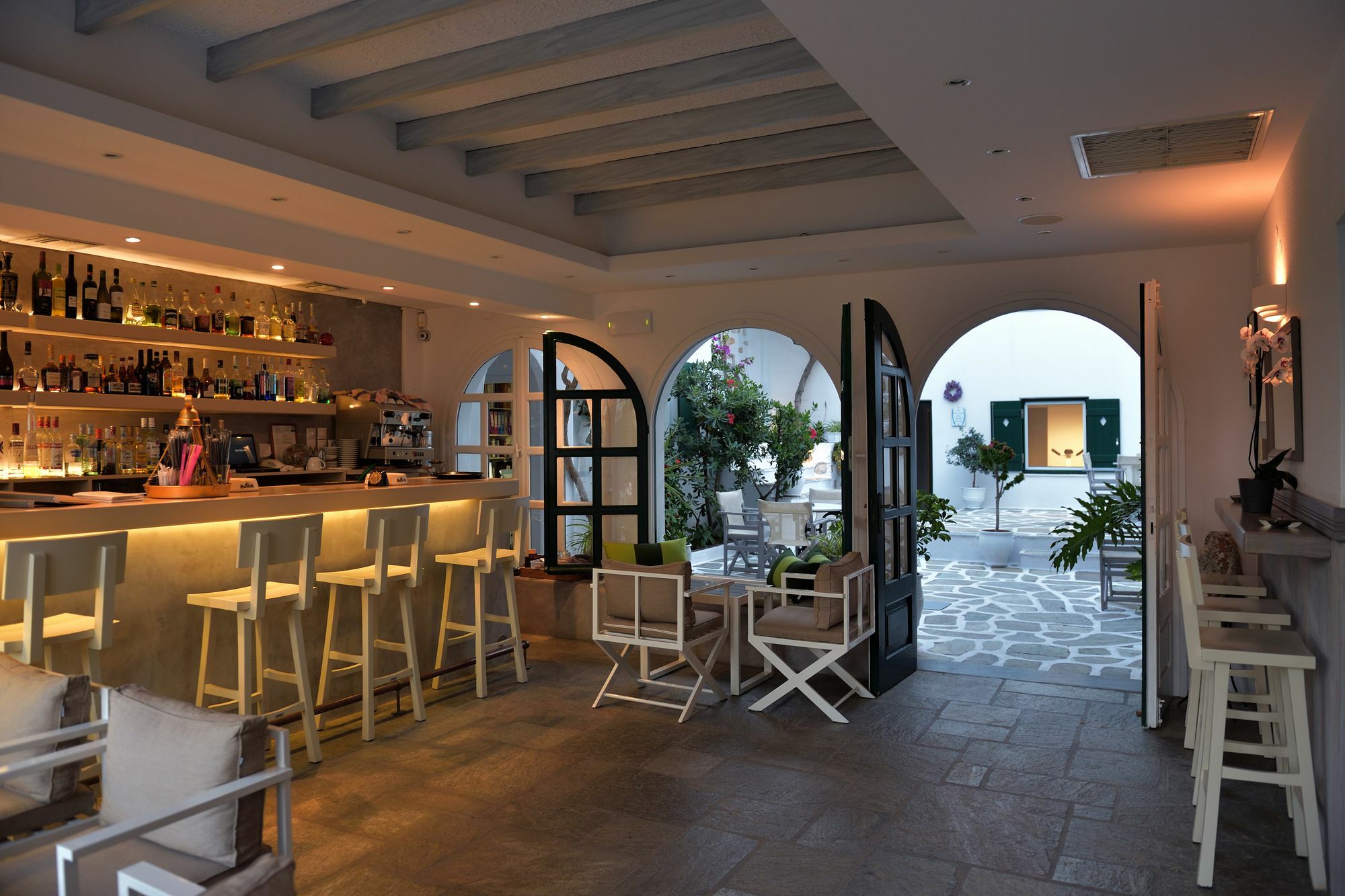 Hotel & Apartments Kalypso Науса Экстерьер фото